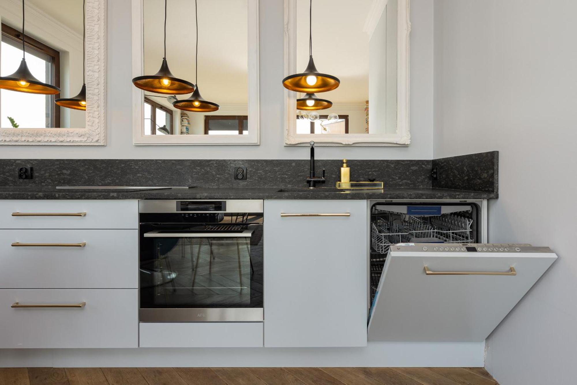 ורשה Royal Garden Apartment In Wilanow By Renters Prestige מראה חיצוני תמונה